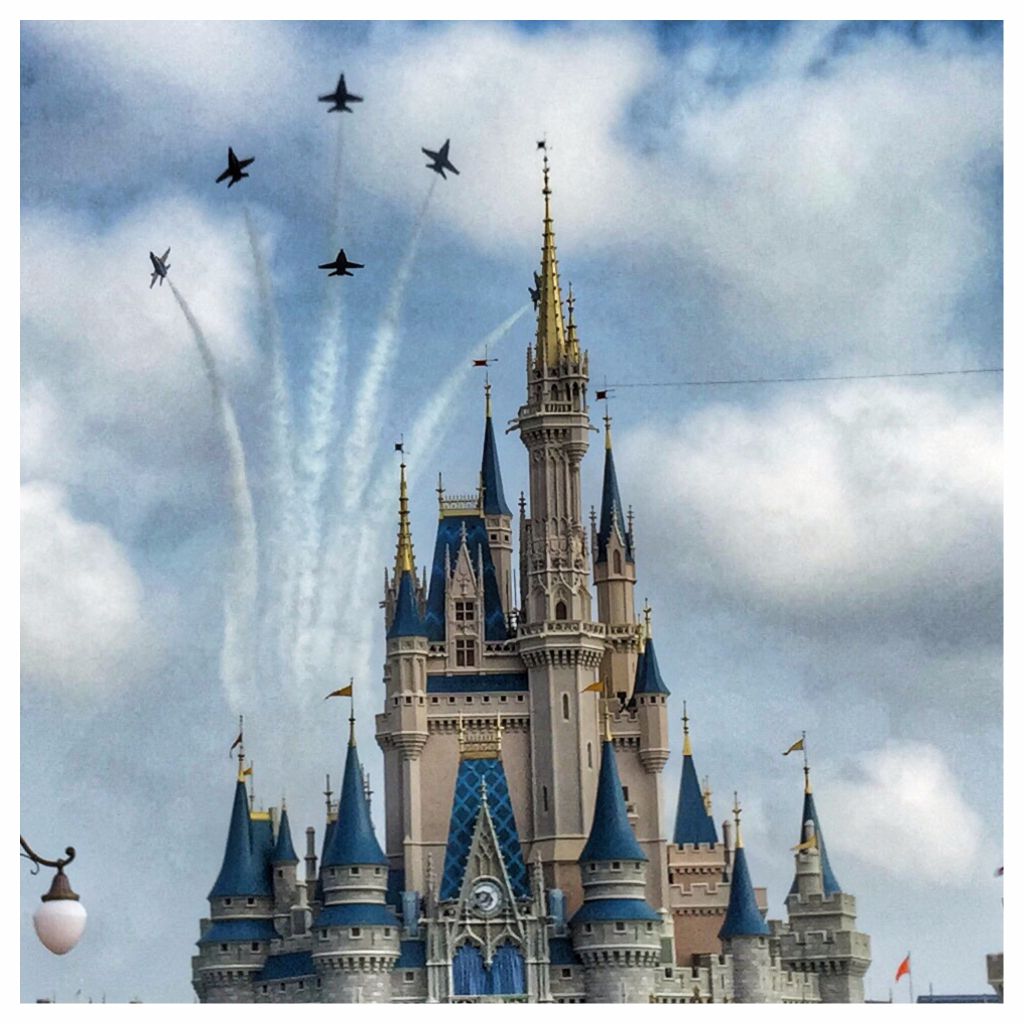 blue angels fly over 2015