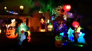 Mickey's House - WIndermere - Halloween decor