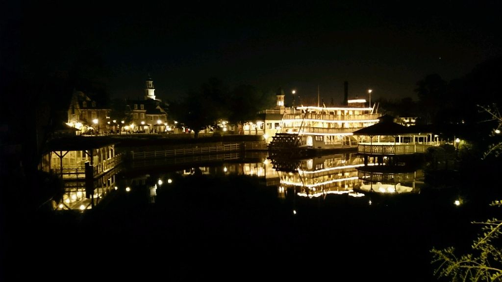 Reflections of Liberty Belle - Wordless Wednesday