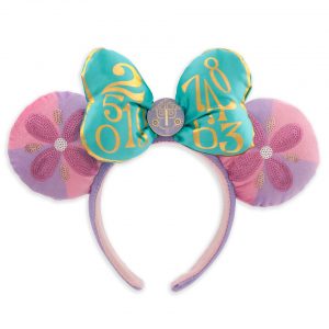 Minnie Mouse- The Main Attraction Disney It's A Small World Ear Headband for Adults